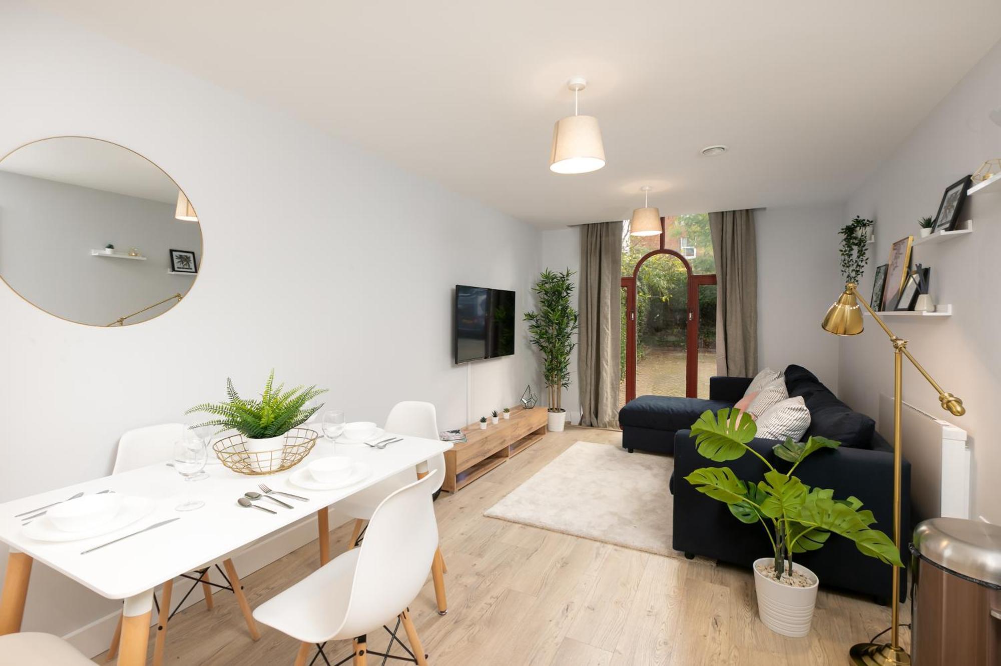 Wesley Gate Apartments - By Hostly ريدينج المظهر الخارجي الصورة